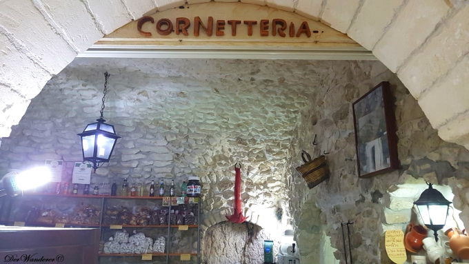 whatsapp-image-2017-08-24-at-18-32-03